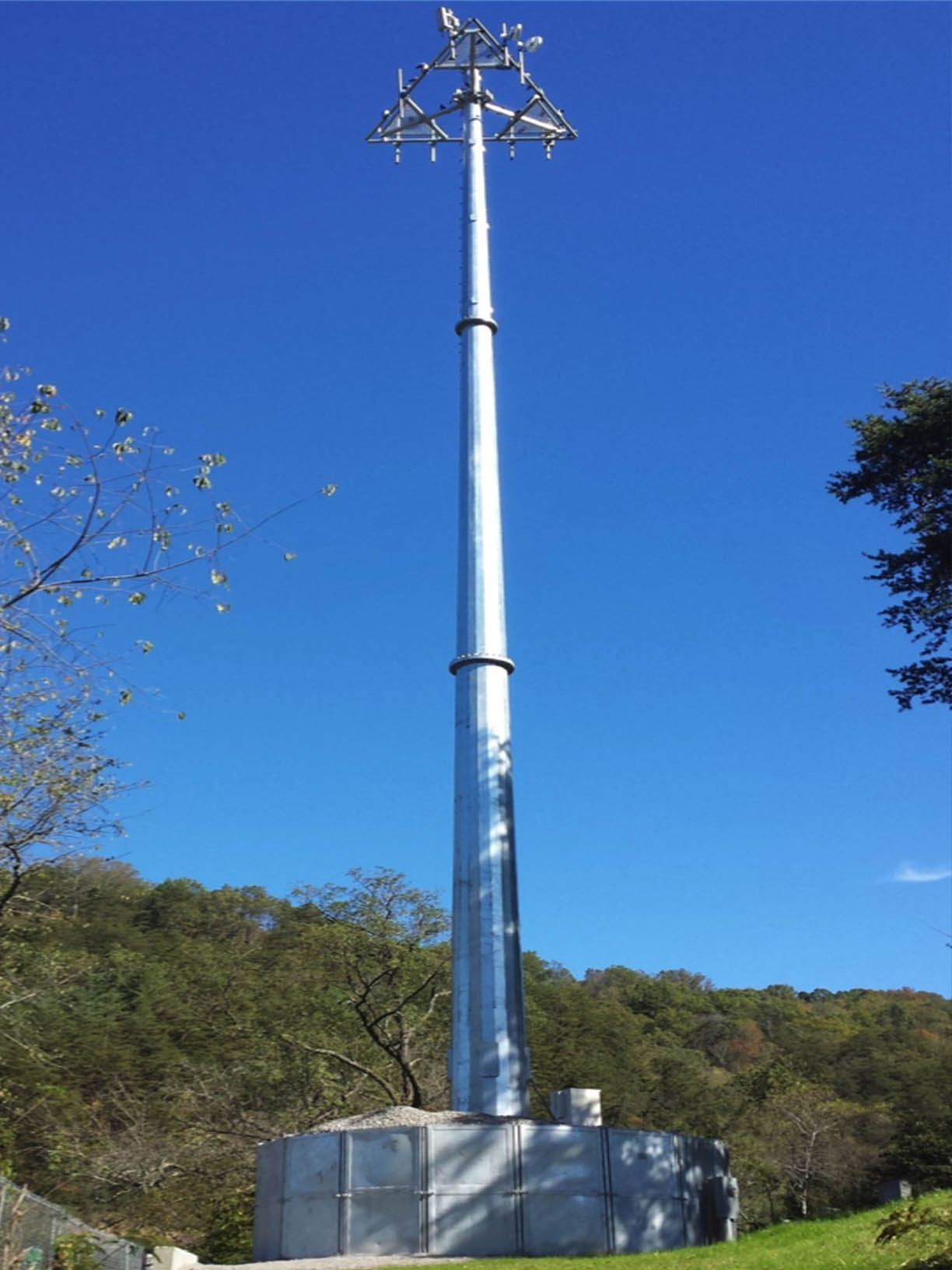 Foundationless Telecom Tower